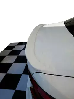 Спойлер під фарбування (скловолокно) для Fiat Tipo 2016-2024 рр