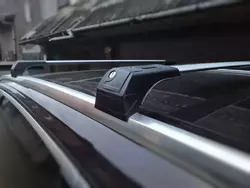 Поперечний багажник на інтегровані рейлінги Skybar (2 шт) Чорний для Ауди Q7 2015-2024 рр