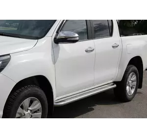 Бокові пороги KB001 (нерж) 60 мм для Toyota Hilux 2015-2024 рр