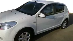 Вітровики (4 шт, HIC) для Dacia Sandero 2007-2013 рр
