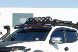 Козирок лобового скла (LED) для Toyota Hilux 2006-2015 рр