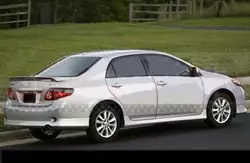 Накладка на задній бампер (під фарбування) для Toyota Corolla 2007-2013 років