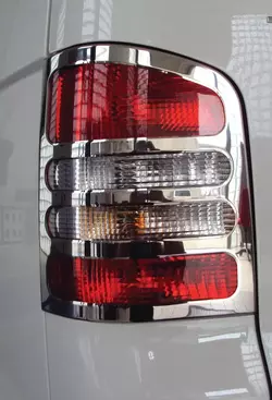 Накладки на стопи (2 шт., нерж) 1 двері, OmsaLine - Італійська нержавейка для Volkswagen T5 2010-2015 рр