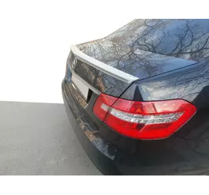 Спойлер (ABS, під фарбування) для Mercedes E-сlass W212 2009-2016рр