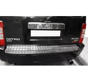 Накладка на задній бампер (нерж) для Dodge Nitro 2007-2024 рр
