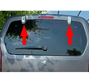 Кришки на петлі задніх дверей (2 шт, нерж) для Toyota Proace City