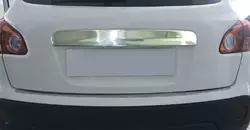 Накладка над номером (нерж.) З кнопкою, OmsaLine - Італійська нержавійка для Nissan Qashqai 2007-2010 рр