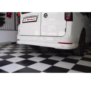 Накладка на задній бампер (під фарбування) Коротка база для Volkswagen Caddy 2020-2024 рр