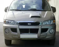 Центральна губа (під фарбування) для Hyundai H200, H1, Starex 1998-2007 рр