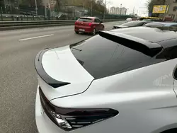 Бленда спойлер на скло (чорний) для Toyota Camry 2018-2023 рр Бленда спойлер на скло (чорний) для Toyota Camry 2018-2023 рр
