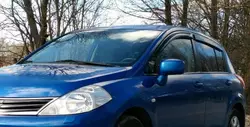 Вітровики HB (4 шт, HIC) для Nissan Tiida 2004-2011 рр Вітровики HB (4 шт, HIC) для Nissan Tiida 2004-2011 рр