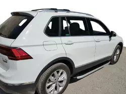 Бокові пороги Fullmond (2 шт., алюм) для Volkswagen Tiguan 2007-2016 рр Бокові пороги Fullmond (2 шт., алюм) для Volkswagen Tiguan 2007-2016 рр