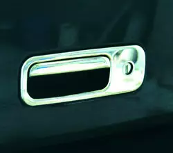Хром на ручку багажника (нерж) OmsaLine - Італійська нержавіюча сталь для Volkswagen T5 Multivan 2003-2010 рр Хром на ручку багажника (нерж) OmsaLine - Італійська нержавіюча сталь для Volkswagen T5 Multivan 2003-2010 рр