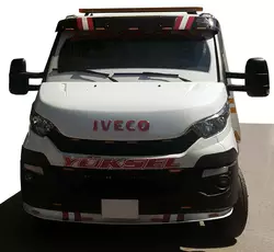 Козирьок на лобове скло V1 (чорний глянець, 5мм) для Iveco Daily 2014-2024 рр Козирьок на лобове скло V1 (чорний глянець, 5мм) для Iveco Daily 2014-2024 рр