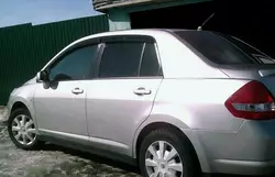 Вітровики SD (4 шт, HIC) для Nissan Tiida 2004-2011 рр Вітровики SD (4 шт, HIC) для Nissan Tiida 2004-2011 рр