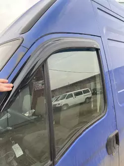 Вітровики (2 шт, HIC) для Iveco Daily 2006-2014 рр Вітровики (2 шт, HIC) для Iveco Daily 2006-2014 рр