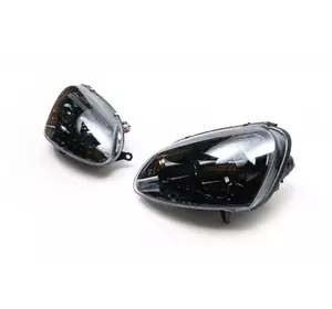 Передня оптика з LED вогнями Black (2 шт) для Volkswagen Golf 5 Передня оптика з LED вогнями Black (2 шт) для Volkswagen Golf 5