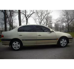 Вітровики SD (4 шт, HIC) для Toyota Avensis 1998-2003 років Вітровики SD (4 шт, HIC) для Toyota Avensis 1998-2003 років