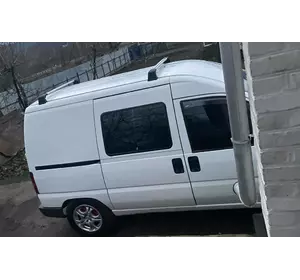 Поперечены в штатні місця під ключ (2 шт) Чорний для Fiat Scudo 1996-2007 років Поперечены в штатні місця під ключ (2 шт) Чорний для Fiat Scudo 1996-2007 років