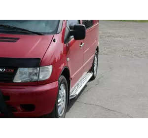 Бокові пороги X5-тип (2 шт., алюм.) для Mercedes Vito W638 1996-2003 років Бокові пороги X5-тип (2 шт., алюм.) для Mercedes Vito W638 1996-2003 років