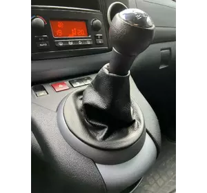 Чохол на важіль КПП (шкіра) для Citroen Berlingo 2008-2018 рр Чохол на важіль КПП (шкіра) для Citroen Berlingo 2008-2018 рр