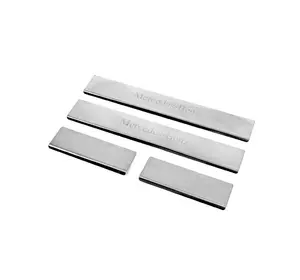 Накладки на пороги Carmos V1 (4 шт, нерж.) для Mercedes ML W164 Накладки на пороги Carmos V1 (4 шт, нерж.) для Mercedes ML W164