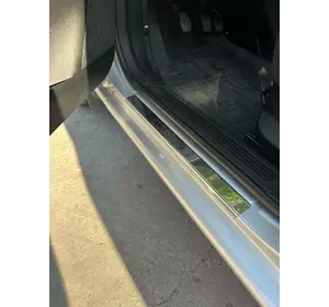 Накладки на пороги Carmos V1 (4 шт, нерж.) для Fiat Linea 2006-2018 рр Накладки на пороги Carmos V1 (4 шт, нерж.) для Fiat Linea 2006-2018 рр