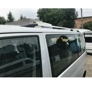 Рейлінги Хром Коротка база, Металеві ніжки для Volkswagen T5 Multivan 2003-2010 рр Рейлінги Хром Коротка база, Металеві ніжки для Volkswagen T5 Multivan 2003-2010 рр