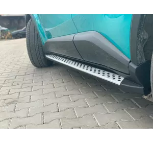 Бокові пороги Оригінал V1 (2 шт., алюм.) для Toyota C-HR 2016–2023 рр Бокові пороги Оригінал V1 (2 шт., алюм.) для Toyota C-HR 2016–2023 рр