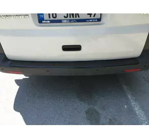 Накладка на задній бампер з загином (Карбон) для Volkswagen T5 Multivan 2003-2010 рр Накладка на задній бампер з загином (Карбон) для Volkswagen T5 Multivan 2003-2010 рр