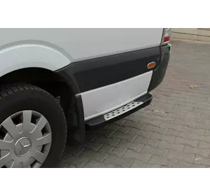 Бокові пороги DOT-Line за колесом (2 шт., Алюм.) Середня база для Mercedes Sprinter W901-905 1995-2006 рр Бокові пороги DOT-Line за колесом (2 шт., Алюм.) Середня база для Mercedes Sprinter W901-905 1995-2006 рр