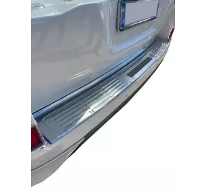 Накладка на задній бампер 2016-2021 (нерж) для Toyota Land Cruiser 200 Накладка на задній бампер 2016-2021 (нерж) для Toyota Land Cruiser 200