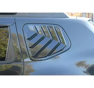 Накладки на задні вікна EuroCap (2 шт, ABS) для Renault Duster 2008-2017 рр
