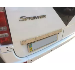 Планка над номером (нерж.) OmsaLine - Італійська нержавійка для Mercedes Sprinter W906 2006-2018 рр Планка над номером (нерж.) OmsaLine - Італійська нержавійка для Mercedes Sprinter W906 2006-2018 рр