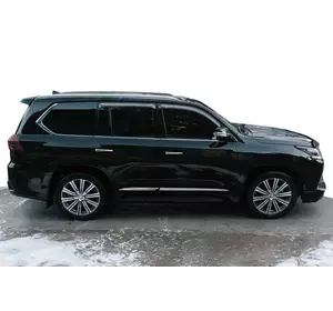 Молдинги (дизайн 2016-2024) для Lexus LX570/450d Молдинги (дизайн 2016-2024) для Lexus LX570/450d