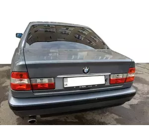 Хром планка над номером (нерж.) для BMW 5 серія E-34 1988-1995 рр Хром планка над номером (нерж.) для BMW 5 серія E-34 1988-1995 рр