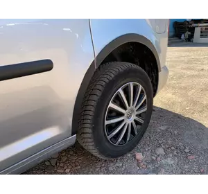 Накладки на арки (чорний мат) Коротка база, 1 бічна (пластик) для Volkswagen Caddy 2010-2015рр Накладки на арки (чорний мат) Коротка база, 1 бічна (пластик) для Volkswagen Caddy 2010-2015рр