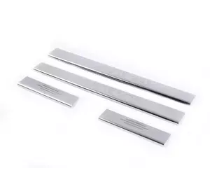 Накладки на пороги Carmos (4 шт, нерж.) для Fiat Bravo 2008-2024 рр Накладки на пороги Carmos (4 шт, нерж.) для Fiat Bravo 2008-2024 рр