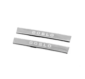 Накладки на дверні пороги V3 (Carmos, 2 шт, нерж.) для Fiat Doblo I 2005-2010 рр Накладки на дверні пороги V3 (Carmos, 2 шт, нерж.) для Fiat Doblo I 2005-2010 рр