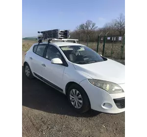 Перемички на гладку дах (2 шт, Asaf V4) для Renault Megane III 2009-2016 рр Перемички на гладку дах (2 шт, Asaf V4) для Renault Megane III 2009-2016 рр