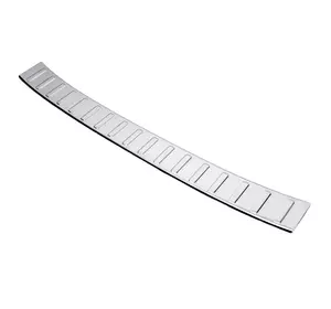 Накладка на задній бампер Carmos (SW, нерж) для Fiat Tipo 2016-2024 рр Накладка на задній бампер Carmos (SW, нерж) для Fiat Tipo 2016-2024 рр