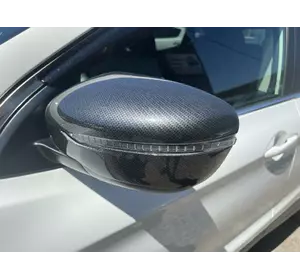 Накладки на дзеркала під карбон (2 шт., пласт.) для Nissan X-trail T32 / Rogue 2014-2021 рр Накладки на дзеркала під карбон (2 шт., пласт.) для Nissan X-trail T32 / Rogue 2014-2021 рр