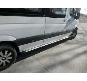 Бокові пороги DOT-Line (2 шт., Алюм.) Середня база для Volkswagen LT 1998-2024 рр Бокові пороги DOT-Line (2 шт., Алюм.) Середня база для Volkswagen LT 1998-2024 рр